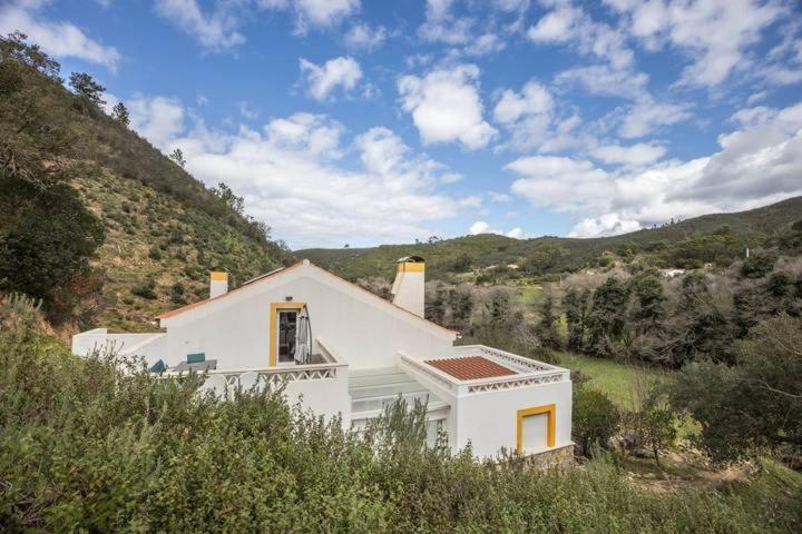 アルジェズール Casa Alvaゲストハウス エクステリア 写真